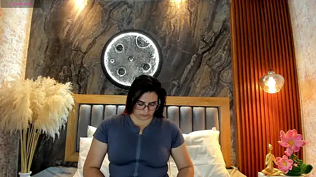 BellaPeers  online show from 04-24-26, 11:34