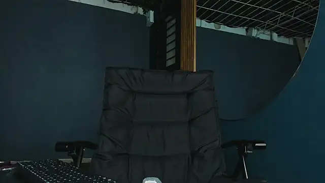 Snapshot of Austin_Cardieff chatting on 02-24-25, 09:53 Austin Cardieff online show from 02-24-25, 09:53