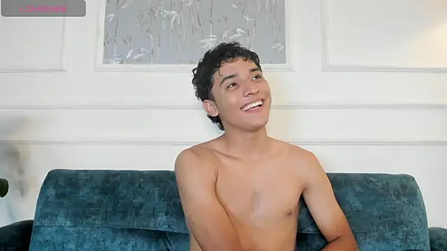 Snapshot of Austin_Cardieff chatting on 03-03-25, 06:26 Austin Cardieff online show from 03-03-25, 06:26