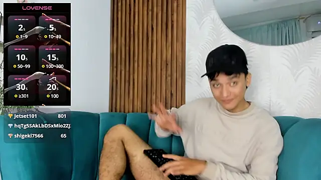 Snapshot of Austin_Cardieff chatting on 03-18-25, 04:04 Austin Cardieff online show from 03-18-25, 04:04