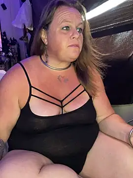 Snapshot of HeatherLynn chatting on 07-04-26, 02:56 HeatherLynn online show from 07-04-26, 02:56