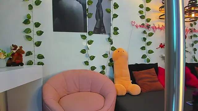 Snapshot of abril_ricci chatting on 01-11-25, 03:44 abril ricci online show from 01-11-25, 03:44