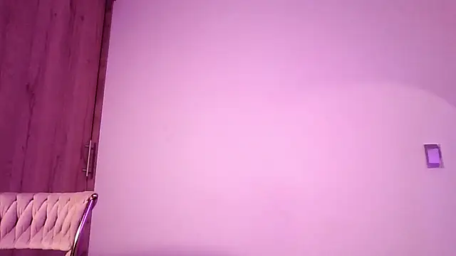 Snapshot of abril_ricci chatting on 11-03-25, 09:48 abril ricci online show from 11-03-25, 09:48