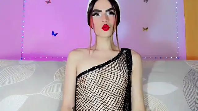TatiGil online show from 05-27-26, 07:55
