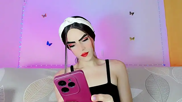TatiGil online show from 06-20-26, 08:55