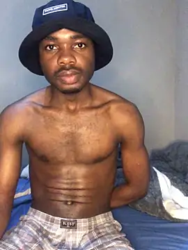 Snapshot of kinglorad chatting on 11-12-25, 09:36 kinglorad online show from 11-12-25, 09:36