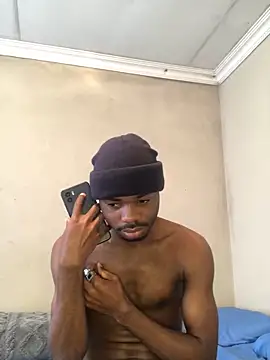 Snapshot of kinglorad chatting on 12-17-25, 10:43 kinglorad online show from 12-17-25, 10:43