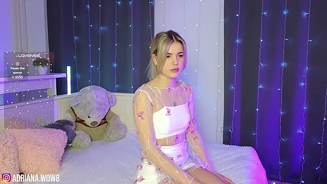 adrianawow1 online show from 02-03-25, 09:29