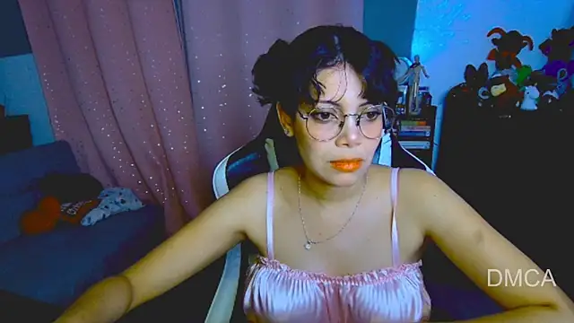 Snapshot of Drea_Foox chatting on 02-01-26, 03:49 Drea Foox online show from 02-01-26, 03:49