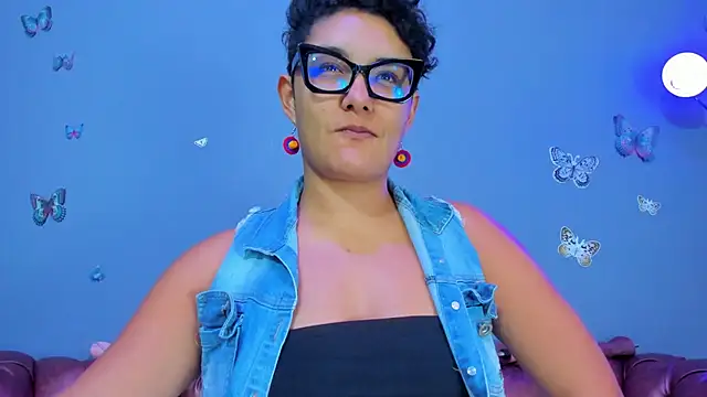 Kaira mosse online show from 01-16-26, 11:47