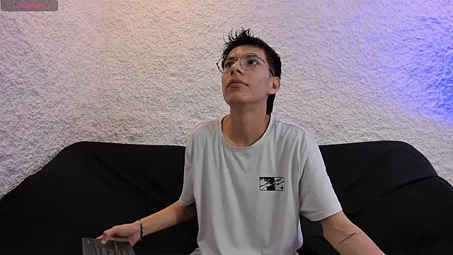 alexandersawyer online show from 12-16-25, 01:21