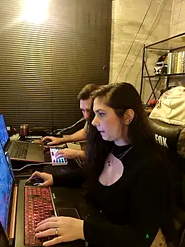 CoelhinhaGostosa online show from 12-04-25, 07:06