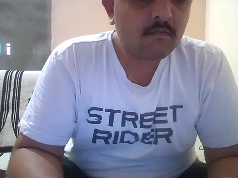 Akhil3290 online show from 05-02-26, 03:39
