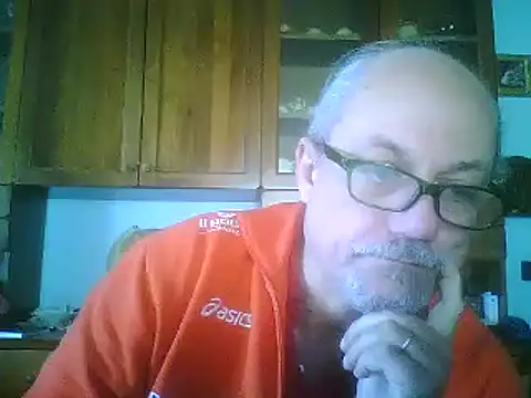 Snapshot of gianbragallini chatting on 01-15-25, 09:35 gianbragallini online show from 01-15-25, 09:35