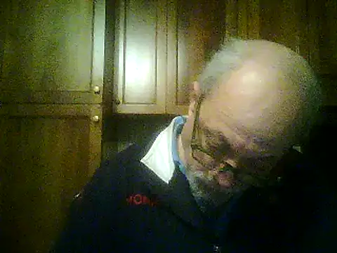 Snapshot of gianbragallini chatting on 03-18-25, 10:48 gianbragallini online show from 03-18-25, 10:48