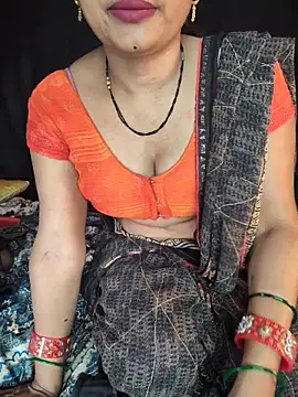 Snapshot of Shivani_Mumbai85 chatting on 04-29-26, 05:30 Shivani Mumbai85 online show from 04-29-26, 05:30