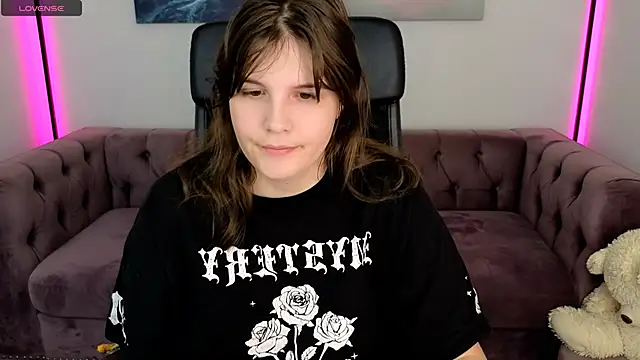 Ruyjin Choi online show from 10-17-25, 10:29