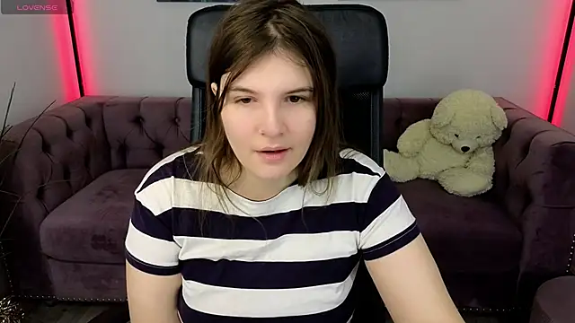 Ruyjin Choi online show from 01-14-26, 10:32