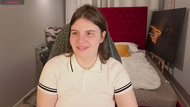 Ruyjin Choi online show from 04-19-26, 10:25