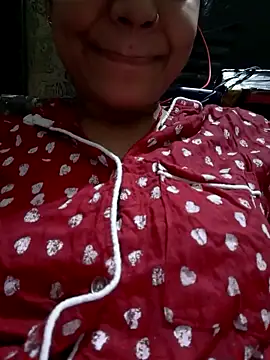 Snapshot of Avantika19 chatting on 03-31-26, 09:43 Avantika19 online show from 03-31-26, 09:43