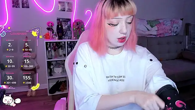 SweetieMollyy online show from 11-07-25, 10:59