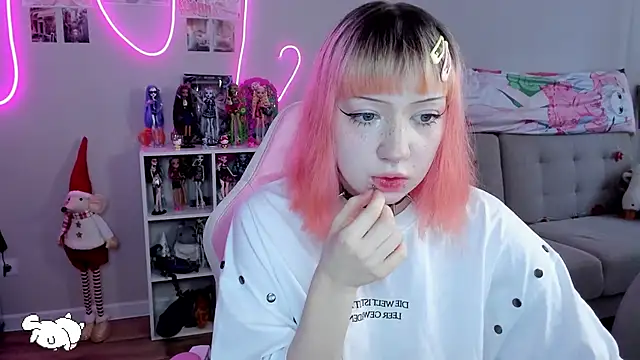 SweetieMollyy online show from 11-13-25, 09:30