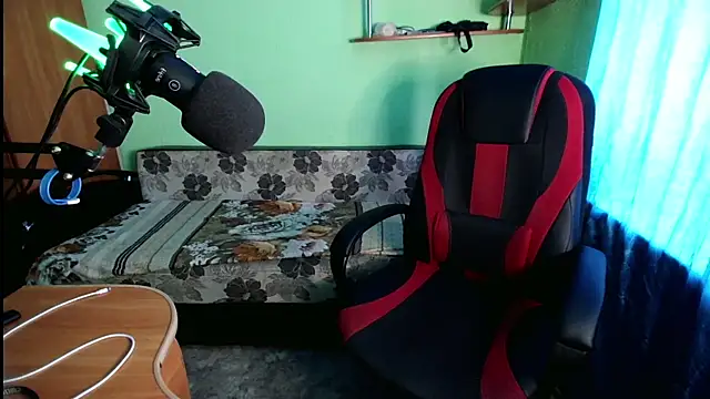 fameboyboo online show from 11-24-25, 07:30