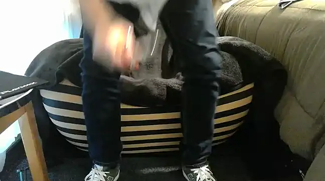 Snapshot of ChunkyMonkey007 chatting on 12-02-24, 06:41 ChunkyMonkey007 online show from 12-02-24, 06:41