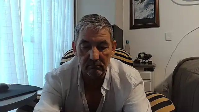 Snapshot of ChunkyMonkey007 chatting on 01-25-25, 05:18 ChunkyMonkey007 online show from 01-25-25, 05:18