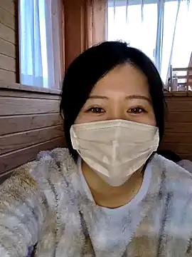 Snapshot of Kurage_chan chatting on 12-16-24, 03:08 Kurage chan online show from 12-16-24, 03:08