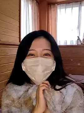 Snapshot of Kurage_chan chatting on 12-17-24, 03:17 Kurage chan online show from 12-17-24, 03:17