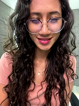 Snapshot of KaitlynLoveCam chatting on 11-05-25, 09:48 KaitlynLoveCam online show from 11-05-25, 09:48