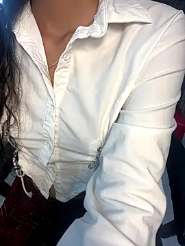 Snapshot of KaitlynLoveCam chatting on 11-17-25, 10:15 KaitlynLoveCam online show from 11-17-25, 10:15