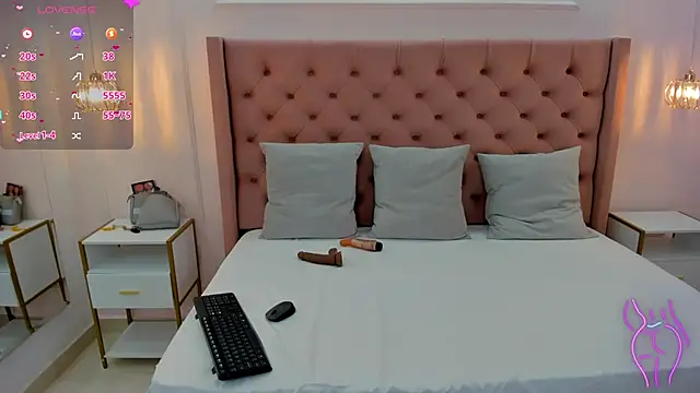 Snapshot of chloe_zulay chatting on 01-15-25, 04:25 chloe zulay online show from 01-15-25, 04:25