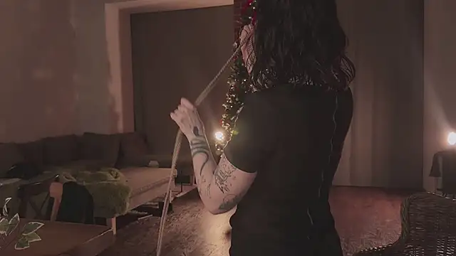 vinylstore online show from 12-18-24, 08:14