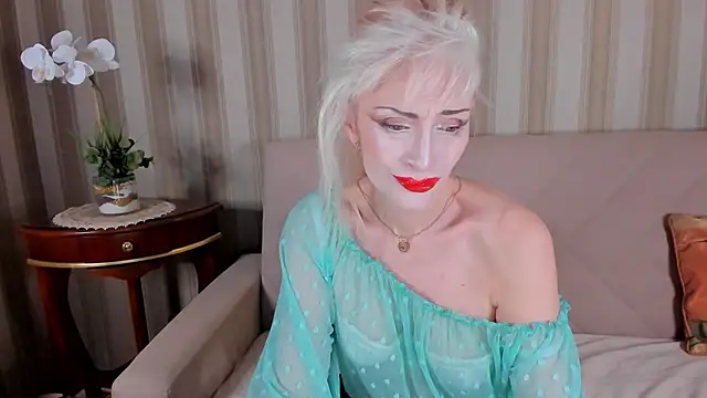 Rita Farel online show from 02-06-25, 02:44