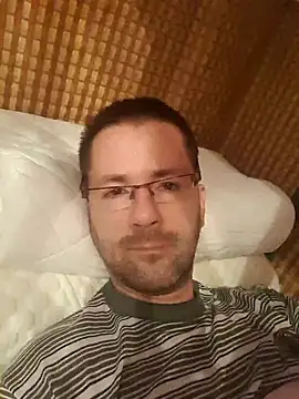 riskybusiness9090 online show from 12-15-24, 06:51