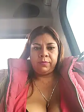 Laura-Hernandez online show from 12-26-24, 09:58