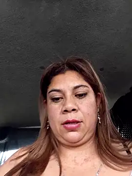 Laura-Hernandez online show from 02-25-26, 07:34