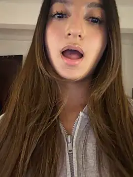 aly golden  online show from 05-07-26, 10:59