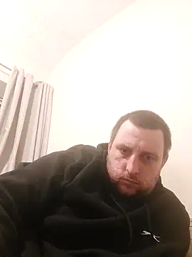 Snapshot of HE-M123 chatting on 02-22-25, 07:47 HE-M123 online show from 02-22-25, 07:47