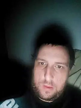 Snapshot of HE-M123 chatting on 09-20-25, 03:18 HE-M123 online show from 09-20-25, 03:18