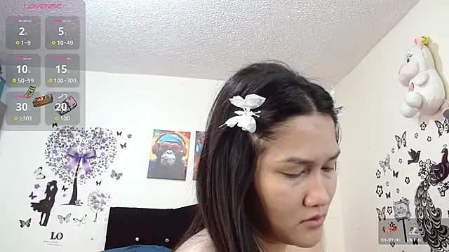 Snapshot of jeff_and_jade chatting on 12-24-24, 11:17 jeff and jade online show from 12-24-24, 11:17