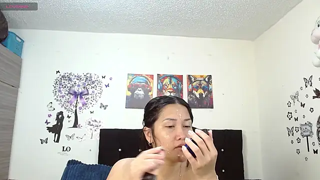 Snapshot of jeff_and_jade chatting on 01-16-25, 02:30 jeff and jade online show from 01-16-25, 02:30