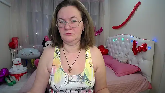 HolyMilfa online show from 02-12-25, 07:44