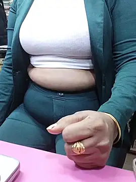 QueenHaryana online show from 11-19-25, 07:52