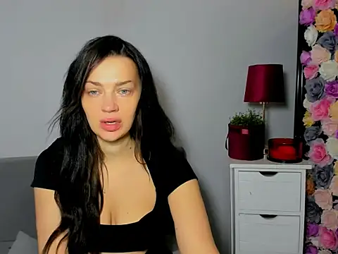 OliviaFantasy online show from 11-20-25, 07:30