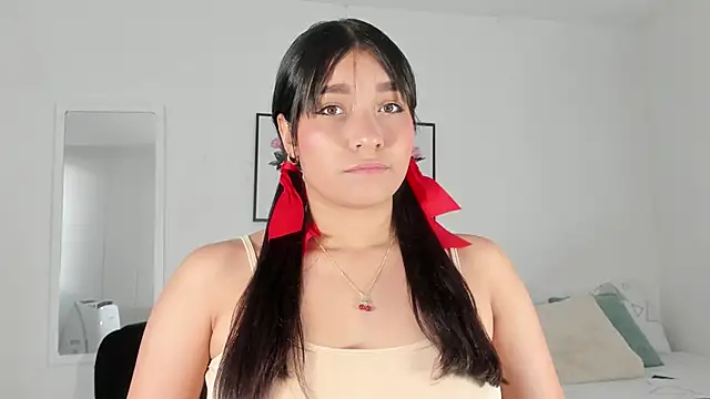 Maia W10 online show from 01-22-25, 12:38