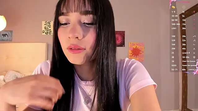 Maia W10 online show from 06-11-26, 12:25