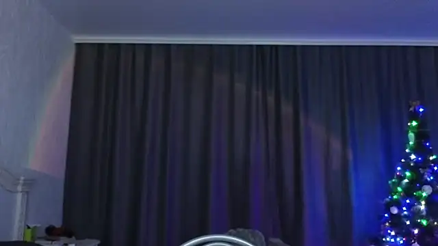 Snapshot of E_v_E_ chatting on 12-05-24, 07:06 E v E  online show from 12-05-24, 07:06